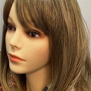 Wig Classic Page by Forever Young 24BT18 NWT